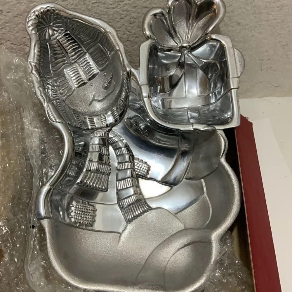 Lenox Yuletide Metal Serveware Snowman Chip and Dip Dish Tray NIB retail $60